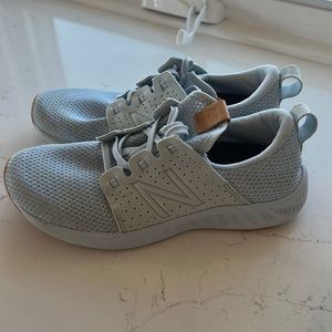Baby Blue New Balance Sneakers (Size 7)